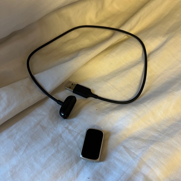 Never Used Fitbit Inspire 3 - Picture 1 of 1